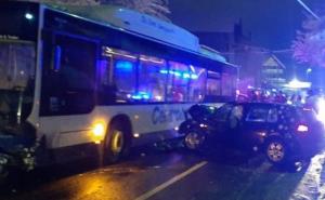 Sudar autobusa i Golfa: MUP objavio više detalja nakon teške nesreće u Sarajevu