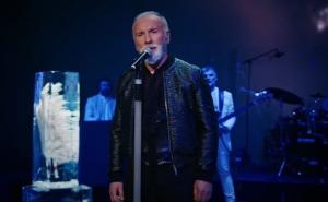 "Paša moj solidni, nije ona za tebe..." i Dino Merlin