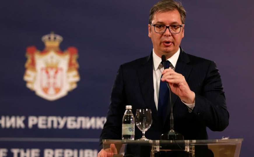 Aleksandar Vučić poručio: Nikada se nije ratovalo za jedno brdo