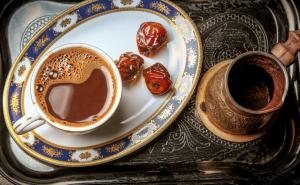 Trikovi za ukusniju tursku kafu: Koliko vode, a koliko kafe staviti 