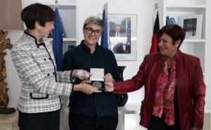 Svaka čast: Ajna Jusić dobitnica Francusko-njemačke nagrade za ljudska prava