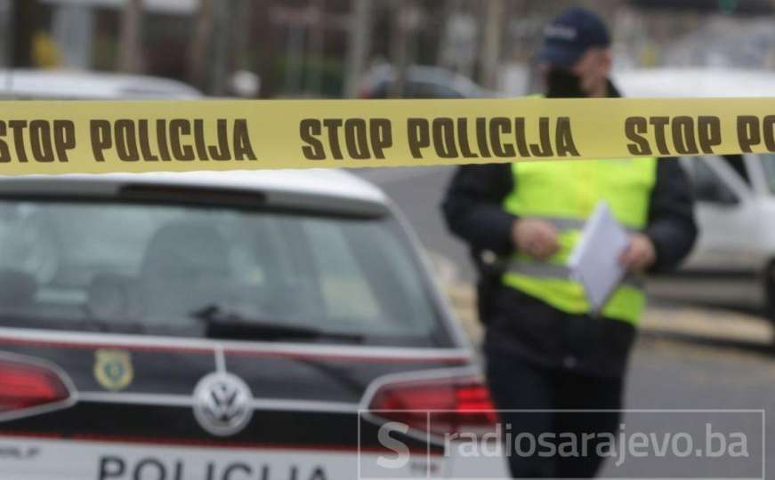 Nepoznate osobe napale i opljačkale Sarajku u stanu na Alipašinom Polju