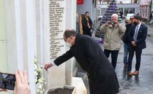 Christian Schmidt odao počast ubijenoj tuzlanskoj mladosti