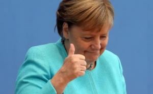 Šokantna tvrdnja njemačkog politologa: Merkel je 2015. spriječila rat na Balkanu