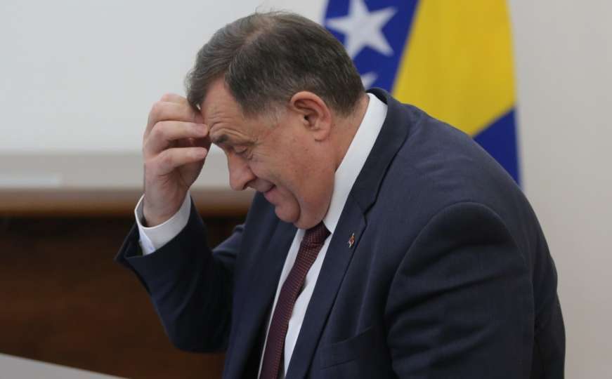Dodik održao press nakon "bijega" iz Predsjedništva: Nije fer to što rade Varhelyiju