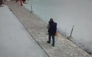 Mještani Gacka se žale: Pogledajte kakav im se 'prekrivač' spustio na grad