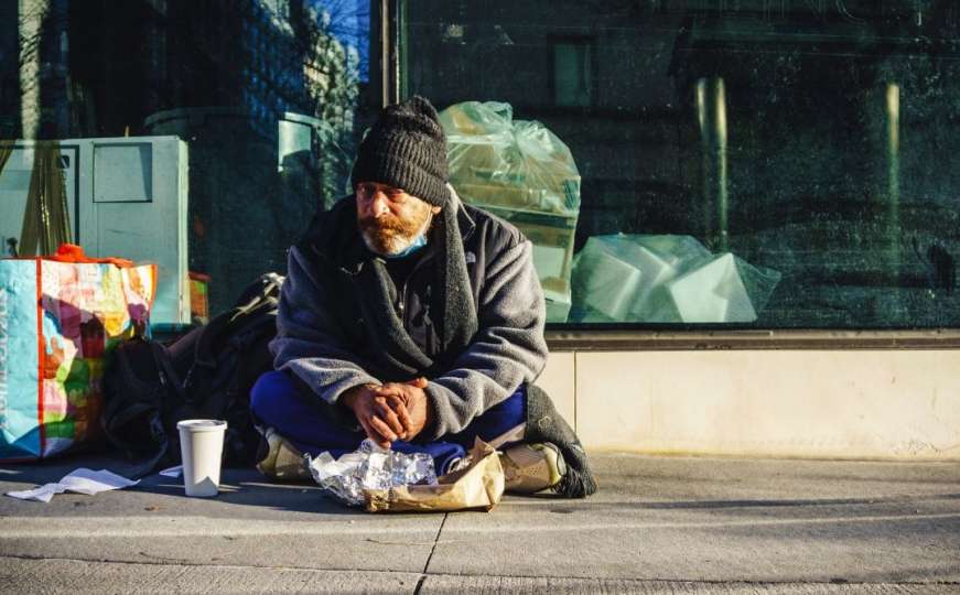 Tuga do neba: Preminuo beskućnik koji nije želio ničiju pomoć