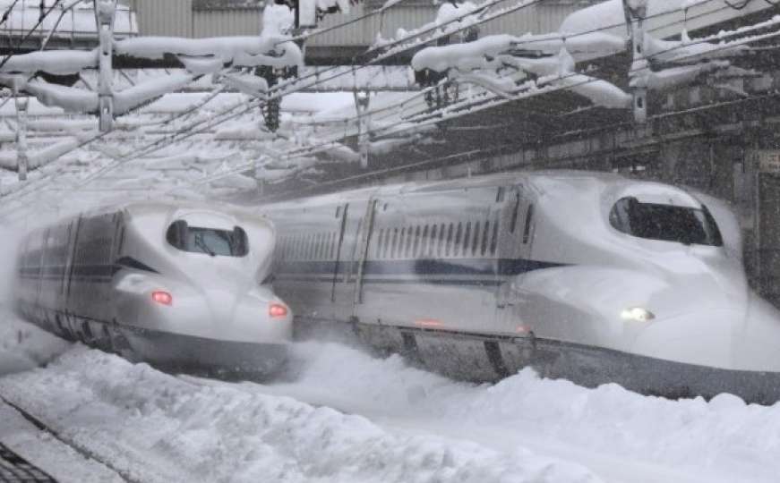 Snijeg u Japanu blokirao saobraćaj, bez struje 3.200 domaćinstava