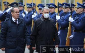 Pogledajte kako je dočekan ministar odbrane Turske u Ministarstvu odbrane BiH