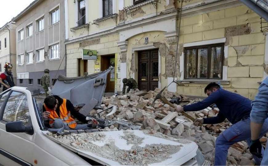 Prošlo je godinu od strahovitog zemljotresa u Petrinju