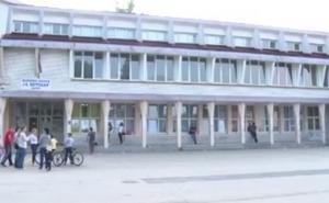 Užas u školi u Srbiji: Mladić prijetio učenici i profesorima da će ih ubiti!