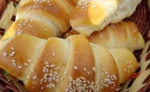 Začinite Novu godinu ukusnim kiflicama sa sirom