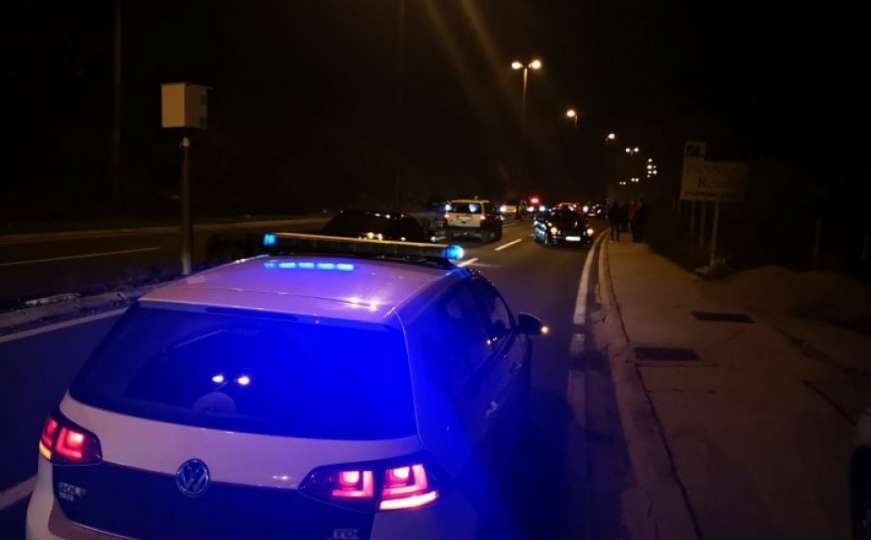 Još jedna teška nesreća u BiH: Poginula jedna osoba, saobraćaj obustavljen