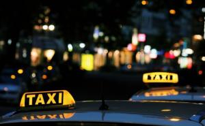Taksista iz Sarajeva od jedne mušterije za Novogodišnju noć zaradio 700 eura