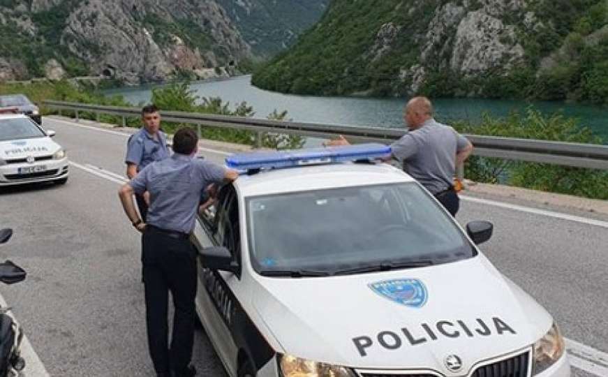 Drama u BiH: Policajac spasio ženu da ne izvrši samoubistvo