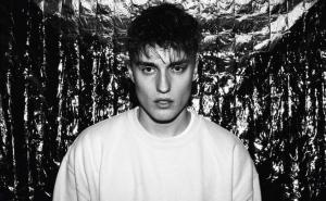 Sam Fender - Seventeen Going Under