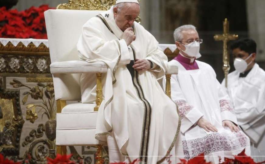 Papa: Ljudi koji imaju kućne ljubimce umjesto djece su sebični