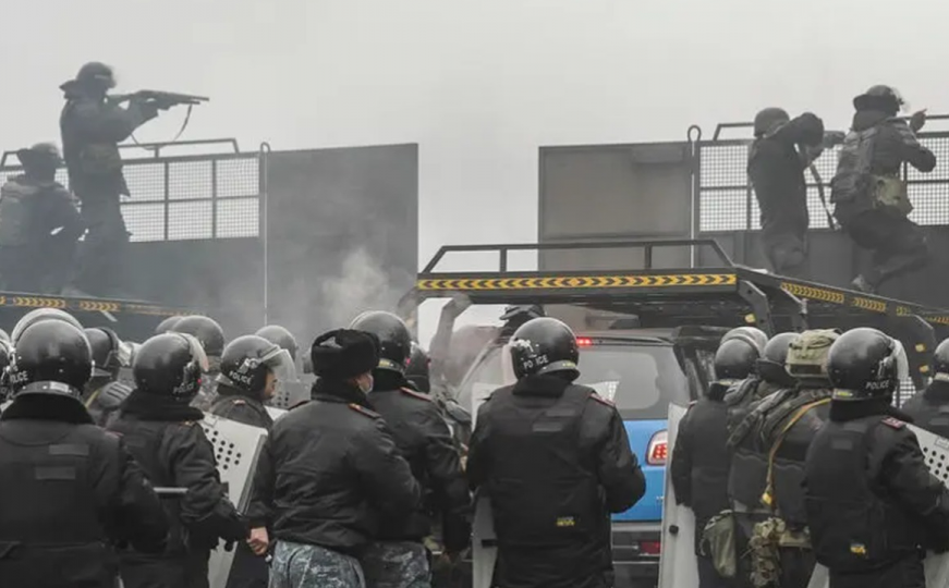 Kazahstanska policija ubila devet demonstranata, stradalo i 12 policajaca
