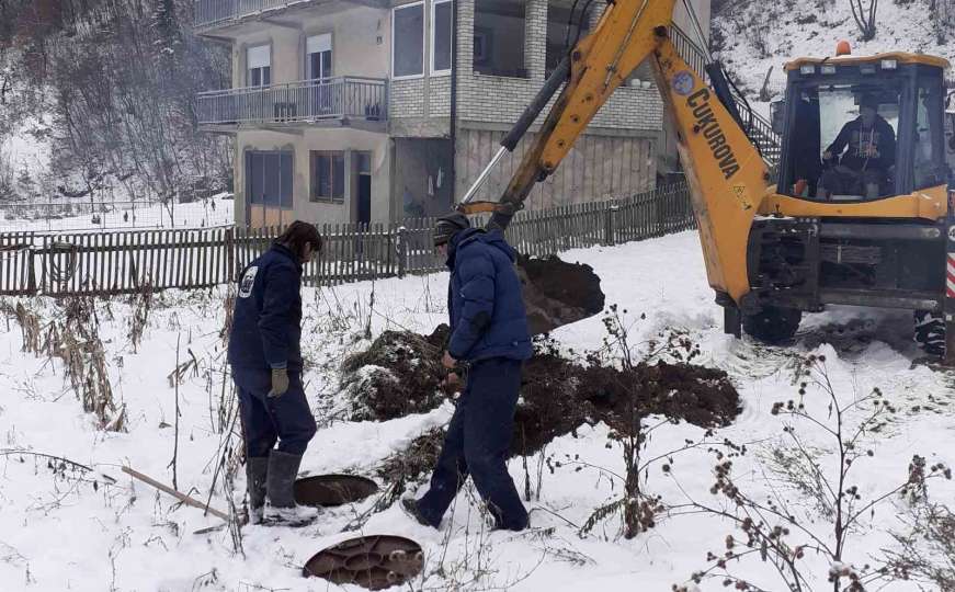 Više od 15 sarajevskih ulica danas neće imati vode: Radnici ViK-a na terenu