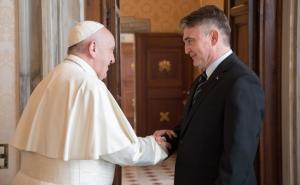 Saznajemo: Željko Komšić treba se sastati s papom Franjom