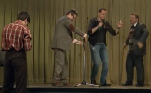 Bešlagić nasmijao sve objavom scene iz popularne serije: Javio se i Sabit