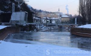 Radiosarajevo.ba jutros u patroli: Miljacka zaledila na Bentbaši