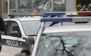 Policija moli građane za pomoć u pronalasku vozača sivog Passata