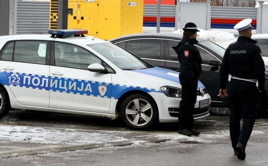 Austrijanac "divljao" s BMW-om u BiH, njegov djed preuzeo odgovornost za oružje