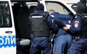 Nije zadovoljan kupljenim vozilom: Puškom prijetio vlasniku auto-placa