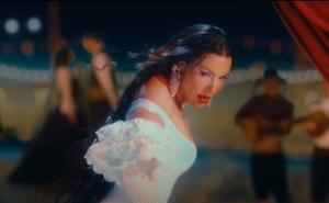 Poslušajte novu pjesme popularne Senidah