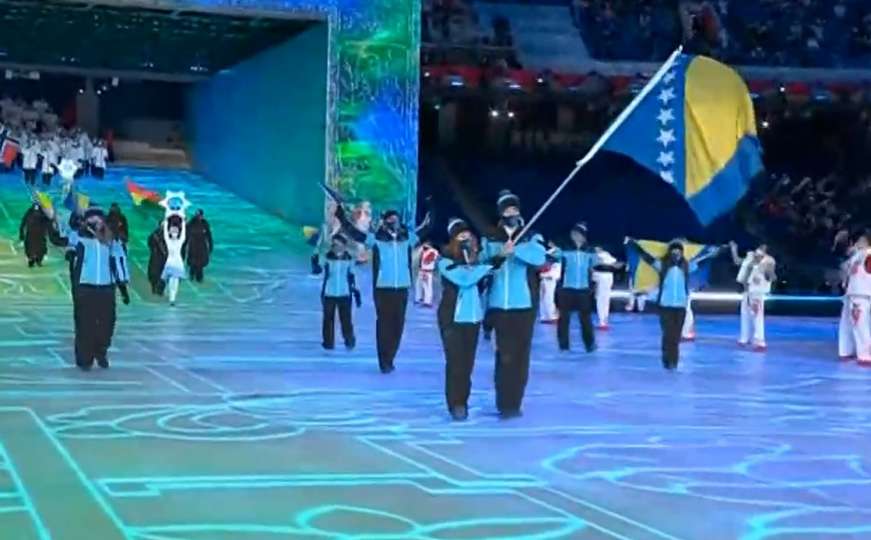 Muzaferija i Nikolajev ponosno promaširali zastavom BiH na otvorenju Olimpijade