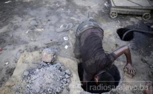 Cijeli svijet pomno prati spašavanje dječaka koji je upao u bunar dubok 32 metra