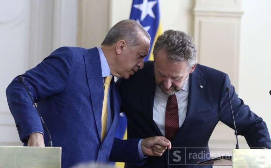 Izetbegović i Erdogan razmijenili poruke na Twitteru: "Bakir-beže, brate moj"