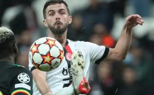 Pjanić se oglasio nakon sinoćnjeg crvenog kartona