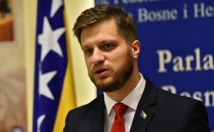 Irfan Čengić na Twitteru: "Hajde, Beograđani šta se ložite..."