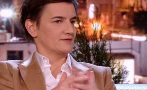 Nevjerovatna koincidencija: Ana Brnabić rekla da se boji buba, pogledajte njen sako