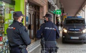 Horor u Španiji: Tinejdžer ubio roditelje i brata, posvađali su se oko ocjena?