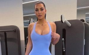 Internet 'bruji' o posljednjoj fotografiji Kim Kardashian: Fotošop ili ne?
