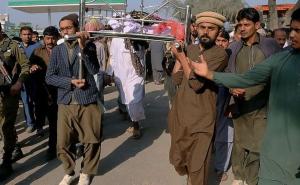 Pakistan: Kamenovan do smrti zbog spaljivanja Kur'ana u džamiji