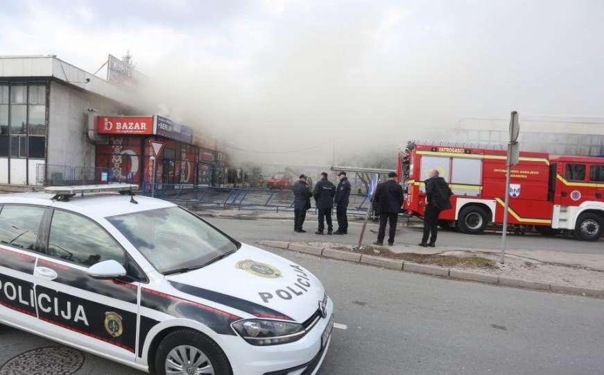 Pogledajte kako gori autobuska stanica u Sarajevu 