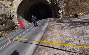 Stravična nesreća u tunelu u BiH: Sudarili se kamion i auto, jedno lice poginulo