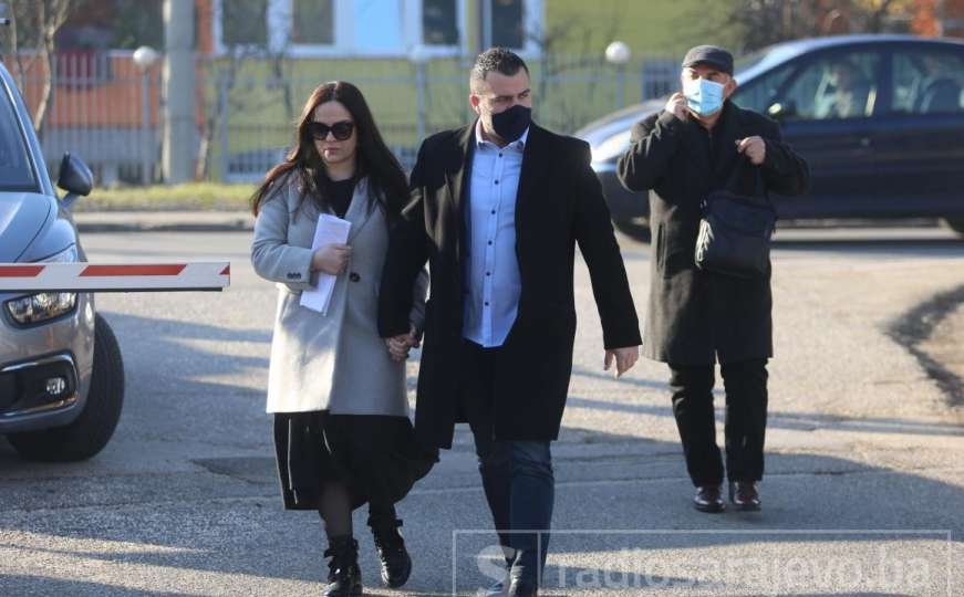 Pogledajte dolazak svjedoka i advokata na ročište u slučaju Dženan Memić