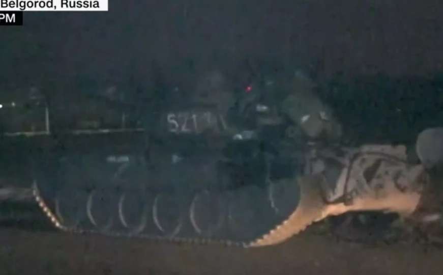 CNN: Pogledajte kako se ruski tenkovi u kolonama kreću prema Harkivu