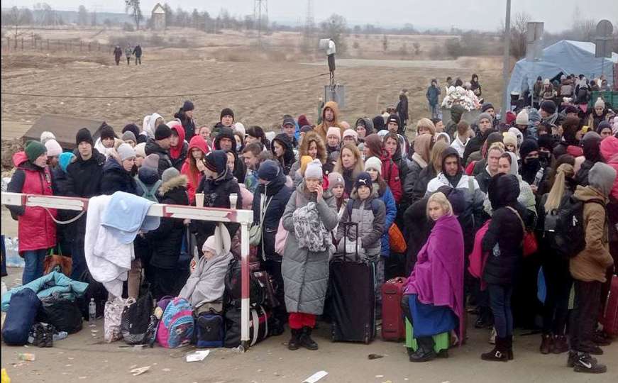 Više od 368.000 ukrajinskih građana izbjeglo u susjedne zemlje