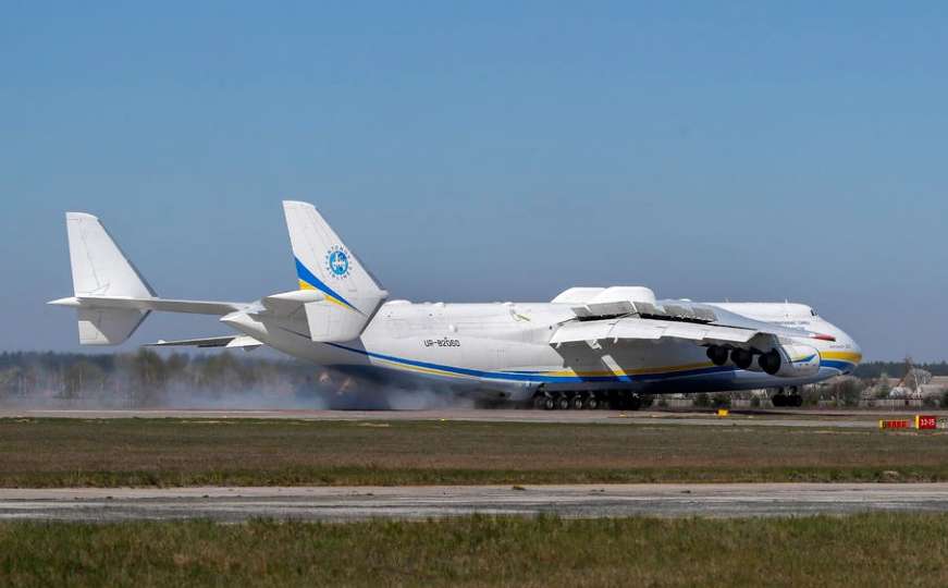 U napadu na ukrajinski aerodrom Rusija uništila najveći avion na svijetu