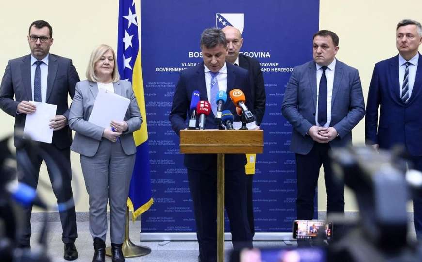 Novalić: Ukrajinske izbjeglice mogli bismo smjestiti u prihvatne centre u Delijašu