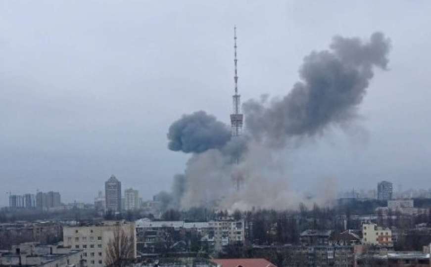 Upravo je počeo novi napad na Kijev, raketiran je TV toranj