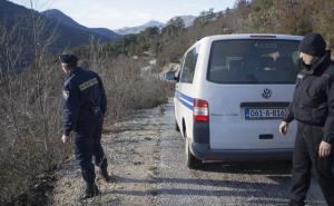 ZaustavilI lažno sanitetsko vozilo, Turčin zamotan u zavoje glumio pacijenta