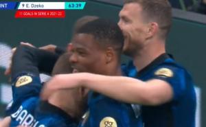 Nevjerovatni Edin Džeko postigao dva gola za pet minuta