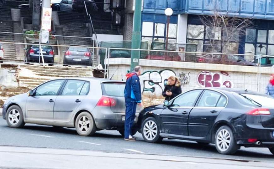 Vozači, oprez: Saobraćajna nezgoda u Sarajevu 